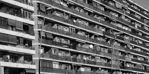 Derecho Inmobiliario / Abogados Inmobiliarios Viladrau · Conflictos con Relaciones de Vecindad